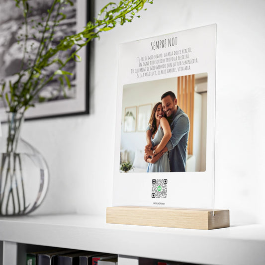 Cornice in acrilico con supporto in legno + Canzone Personalizzata image 0